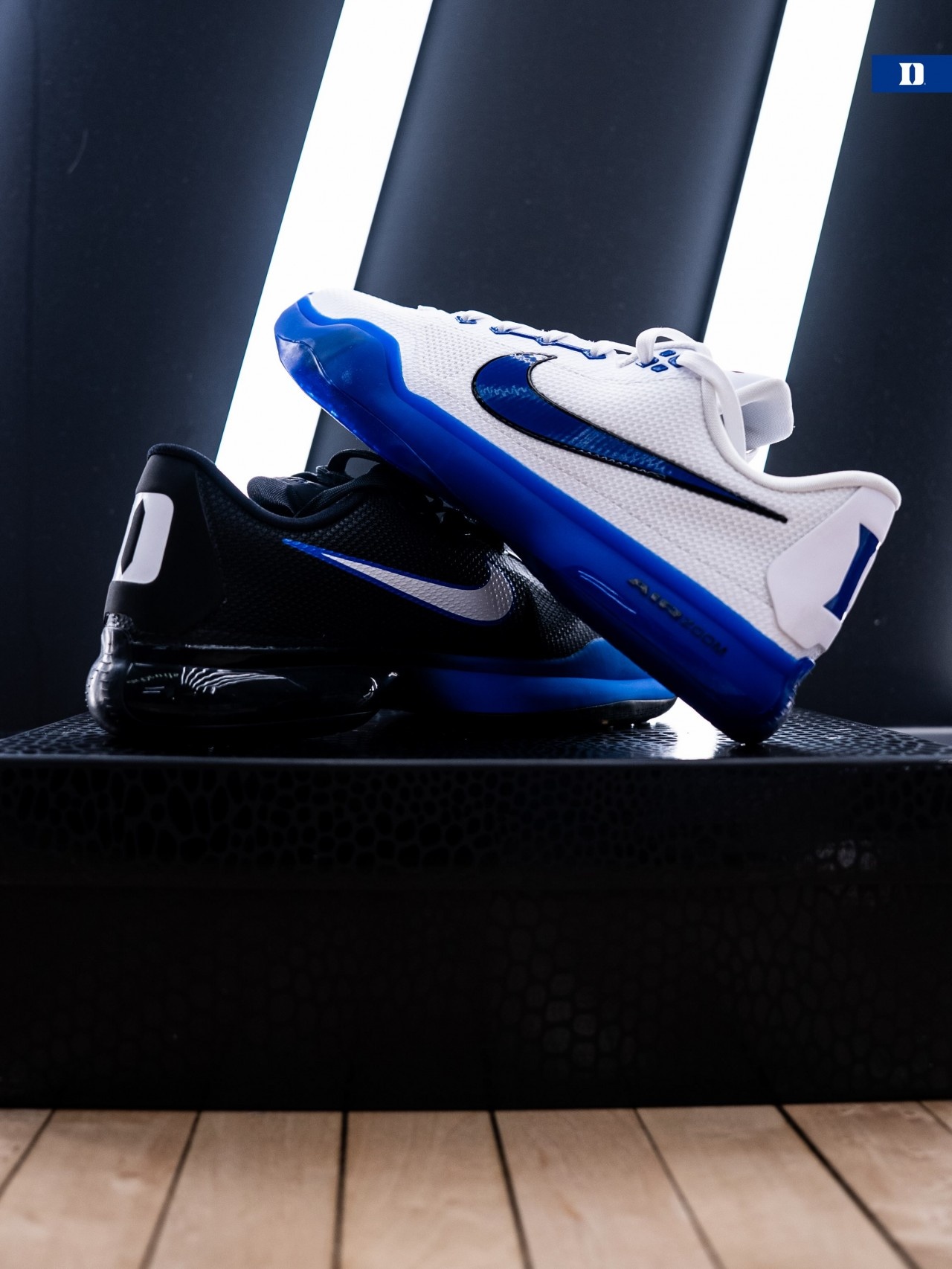 杜克大学女篮晒专属Kobe 10 Protro PE!两款蓝白黑配色亮相 杜克大学女篮晒专属Kobe 10 Protro PE!两款蓝白黑配色亮相